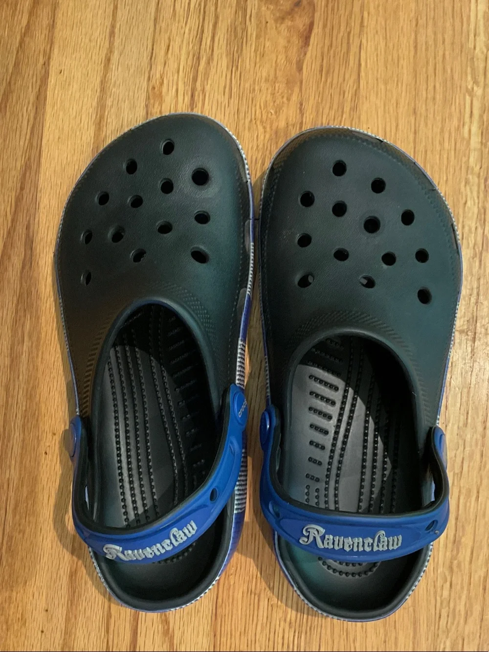 CROCS  Men’s Black Clog Sandals with Blue Harry Potter Ravenclaw Strap
